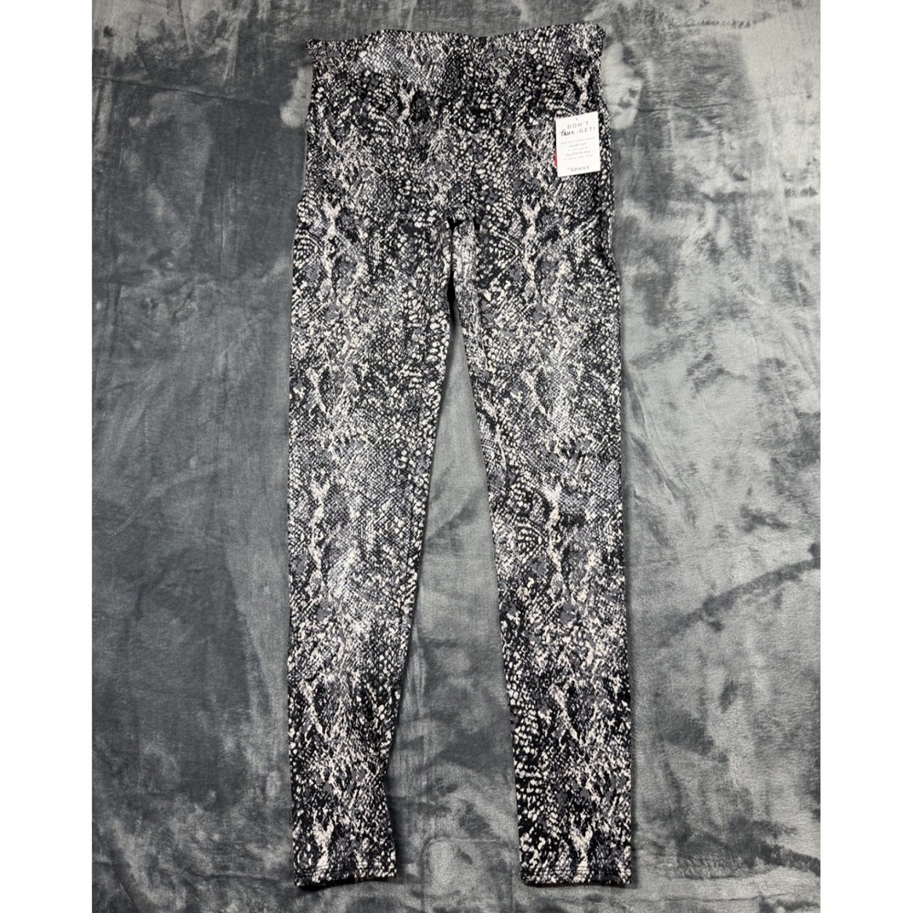 NWT SPANX Faux Leather Snake Shine Leggings Womens L Grey Snake 20324R